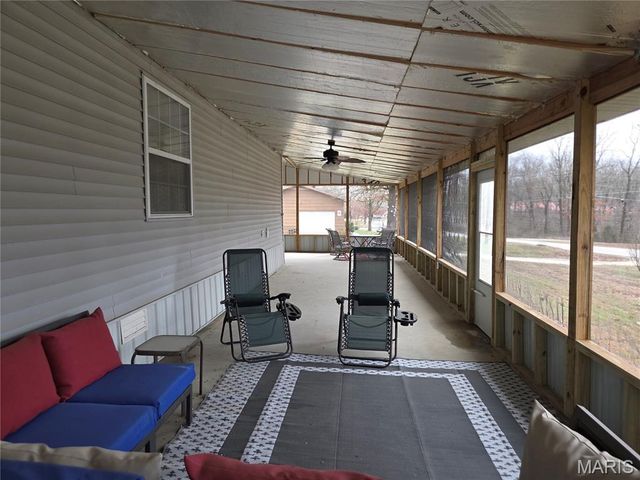 377 South Oak, Wappapello, MO 63966