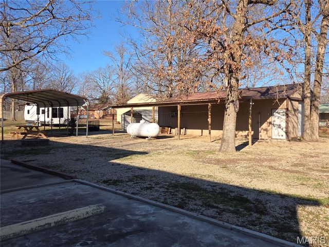 377 South Oak, Wappapello, MO 63966