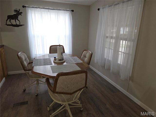 377 South Oak, Wappapello, MO 63966