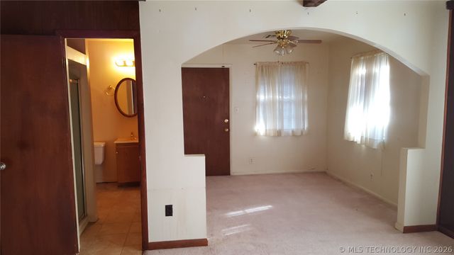 5512 N Hartford Place, Tulsa, OK 74126