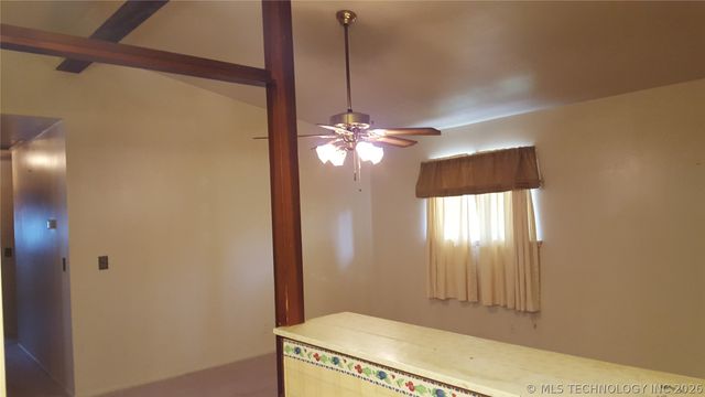 5512 N Hartford Place, Tulsa, OK 74126
