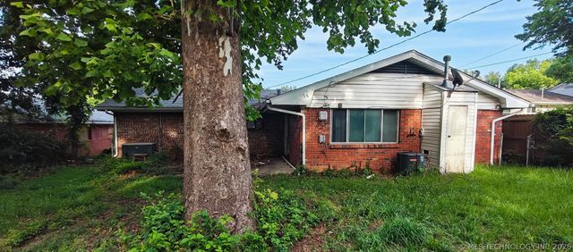5512 N Hartford Place, Tulsa, OK 74126