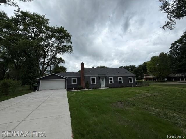 16045 Oporto Street, Livonia, MI 48154