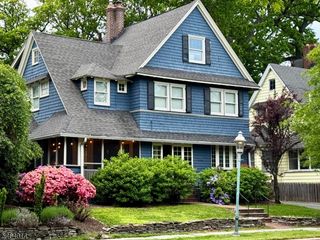298 Ridgewood Ave, Glen Ridge Boro Twp., NJ 07028