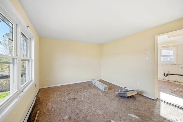 230-234 Vineyard Avenue 6, Highland, NY 12528