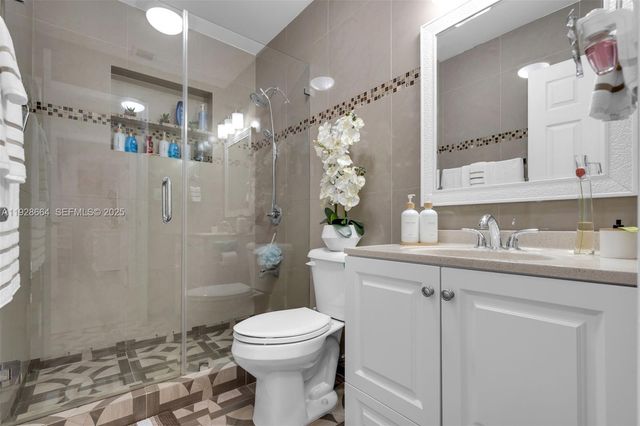 3130 NW 102nd St, Miami, FL 33147