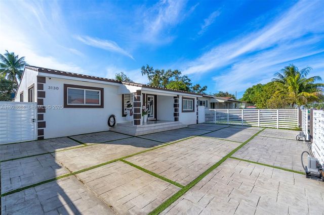 3130 NW 102nd St, Miami, FL 33147