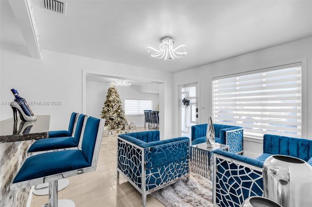 3130 NW 102nd St, Miami, FL 33147