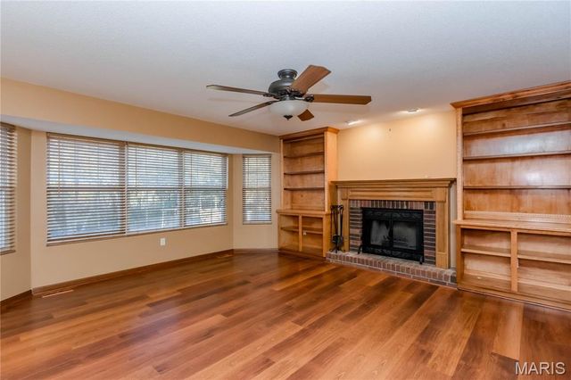 2703 Cabin Creek Court, Edwardsville, IL 62025