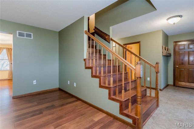 2703 Cabin Creek Court, Edwardsville, IL 62025