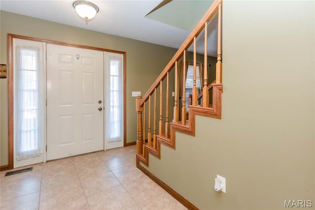 2703 Cabin Creek Court, Edwardsville, IL 62025