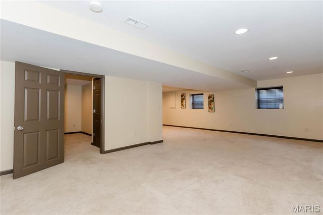 2703 Cabin Creek Court, Edwardsville, IL 62025