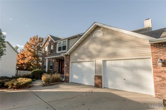 2703 Cabin Creek Court, Edwardsville, IL 62025