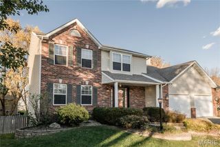 2703 Cabin Creek Court, Edwardsville, IL 62025