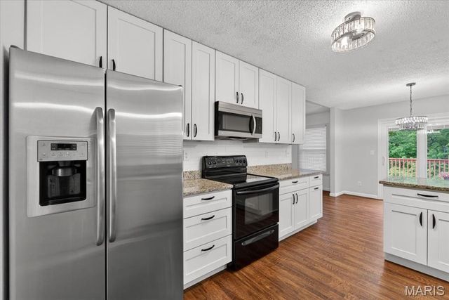 1412 Apple Ridge Court, Arnold, MO 63010