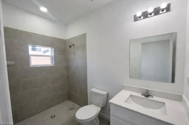 4000 21st ST SW, Lehigh Acres, FL 33976