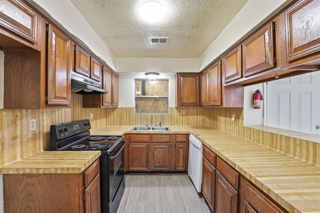 12251 W Village Drive A, Houston, TX 77039