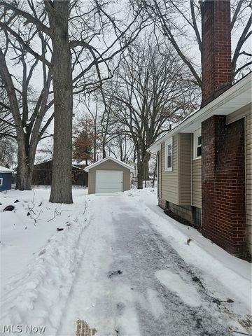 1134 Belvedere Avenue SE, Warren, OH 44484