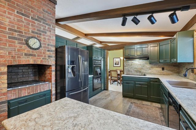 1632 Rivercrest Road N, Lakeland, MN 55043