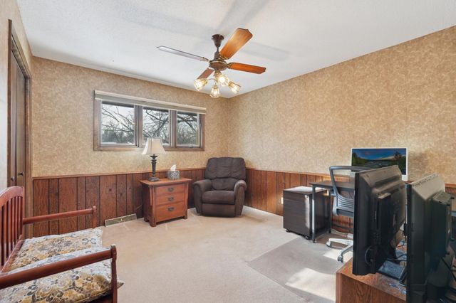 1632 Rivercrest Road N, Lakeland, MN 55043