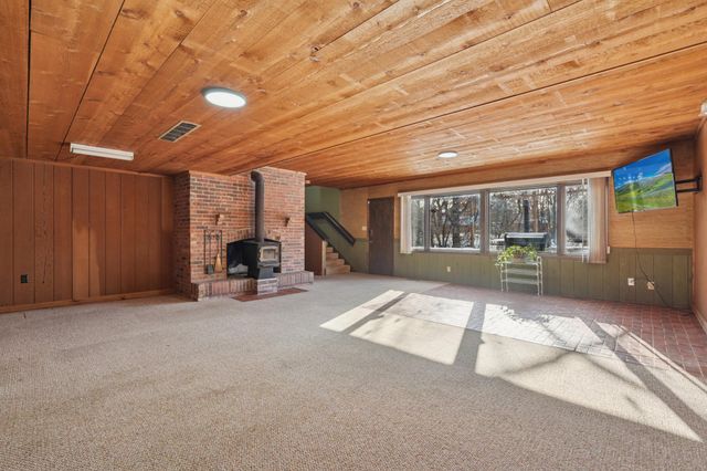 1632 Rivercrest Road N, Lakeland, MN 55043