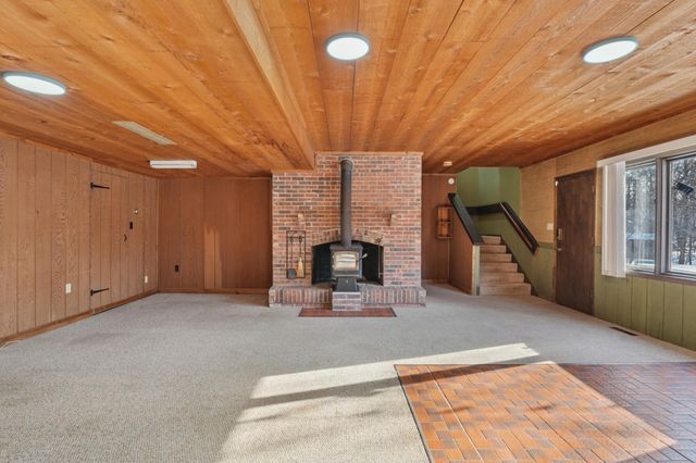 1632 Rivercrest Road N, Lakeland, MN 55043