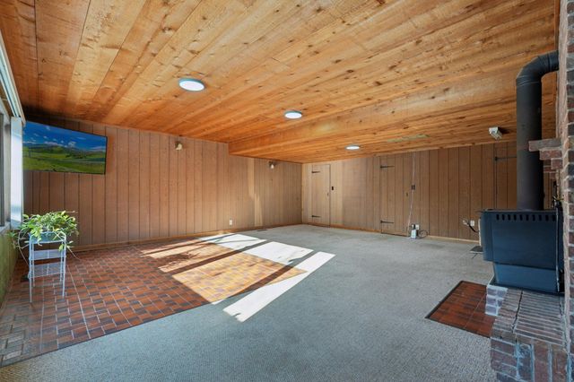 1632 Rivercrest Road N, Lakeland, MN 55043