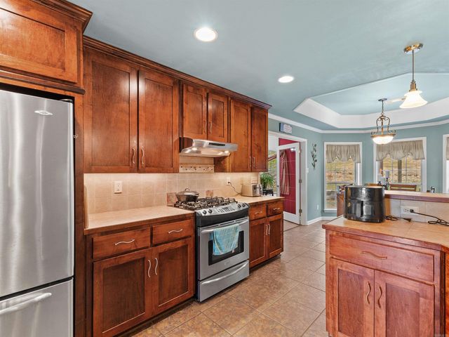 101 West Lake Cove, Beebe, AR 72012