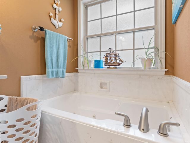 101 West Lake Cove, Beebe, AR 72012