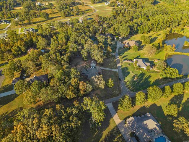 101 West Lake Cove, Beebe, AR 72012