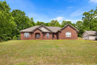 101 West Lake Cove, Beebe, AR 72012