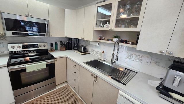 2001 Ventnor G 2001 2001, Deerfield Beach, FL 33442