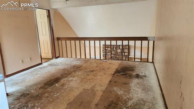 290 Cobblestone Drive, Colorado Springs, CO 80906