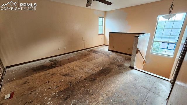 290 Cobblestone Drive, Colorado Springs, CO 80906