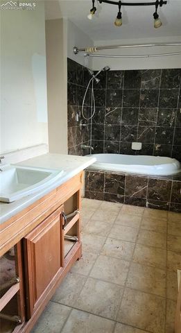 290 Cobblestone Drive, Colorado Springs, CO 80906