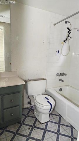 290 Cobblestone Drive, Colorado Springs, CO 80906