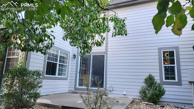 290 Cobblestone Drive, Colorado Springs, CO 80906