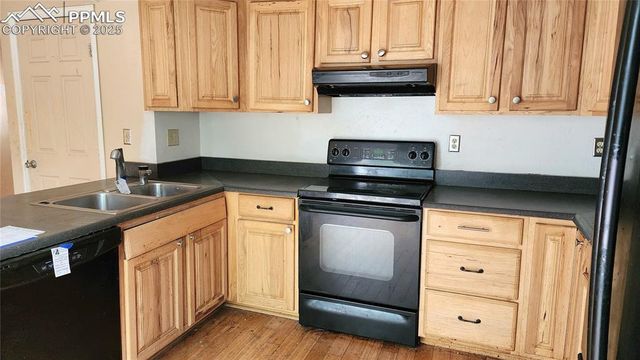 290 Cobblestone Drive, Colorado Springs, CO 80906