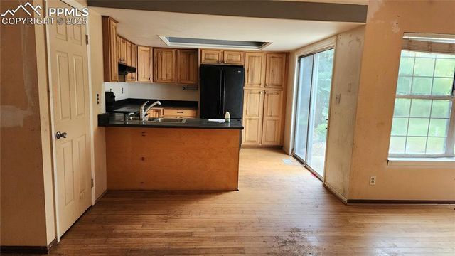 290 Cobblestone Drive, Colorado Springs, CO 80906