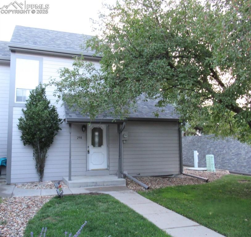 290 Cobblestone Drive, Colorado Springs, CO 80906