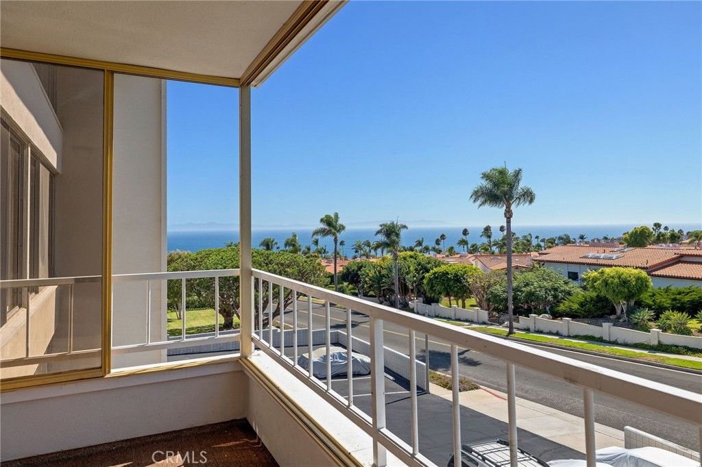32646 Coastsite Drive 204, Rancho Palos Verdes, CA 90275