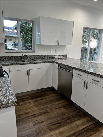 37 NW 70th St, Miami, FL 33150