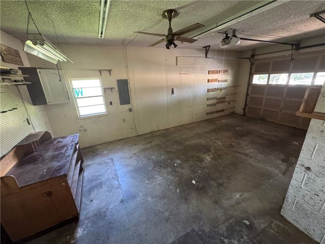 110 N Gunter Street, Siloam Springs, AR 72761