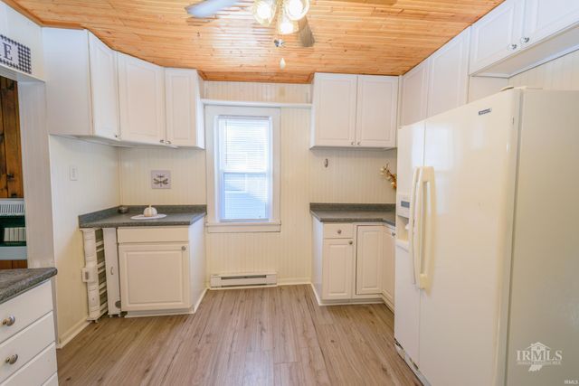 2911 S Hackley Street, Muncie, IN 47302