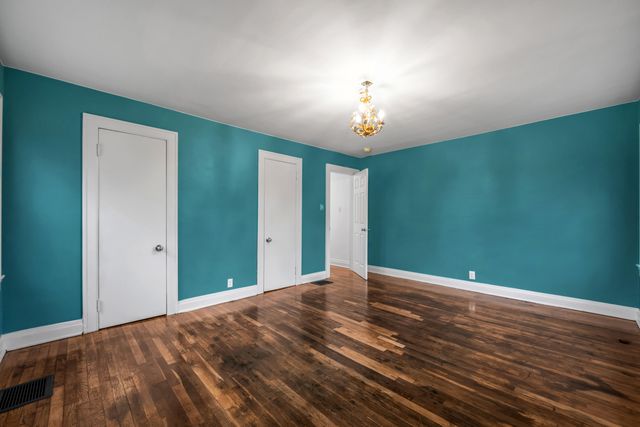 44 Horseshoe Drive, Paris, KY 40361