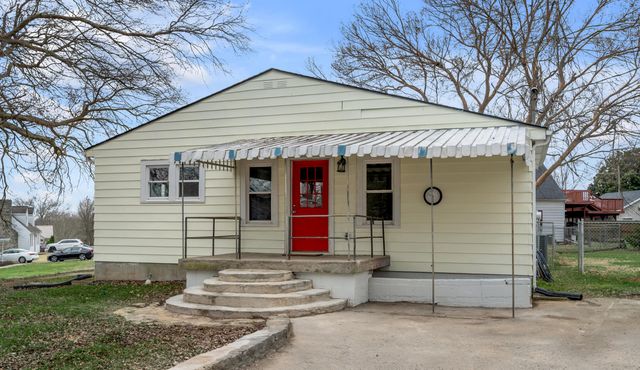 44 Horseshoe Drive, Paris, KY 40361