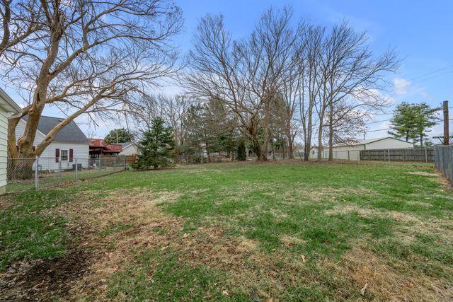 44 Horseshoe Drive, Paris, KY 40361