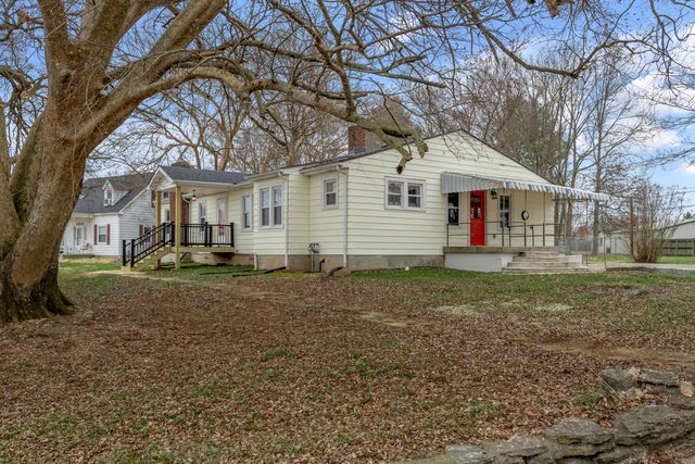 44 Horseshoe Drive, Paris, KY 40361