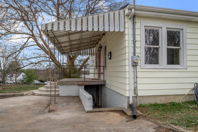 44 Horseshoe Drive, Paris, KY 40361