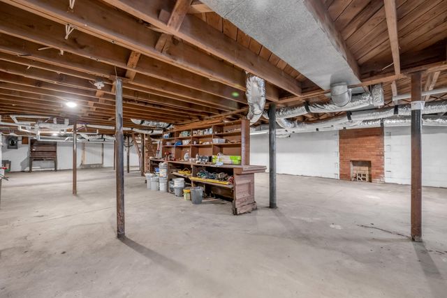 44 Horseshoe Drive, Paris, KY 40361